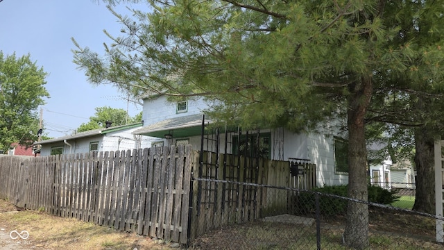 1018 Jefferson Ave, Indianapolis, IN 46201 - photo 4