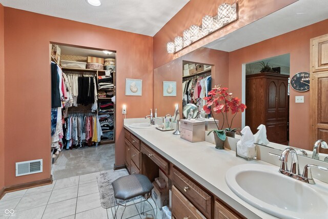 13153 Tudor Dr, Carmel, IN 46033 - photo 52