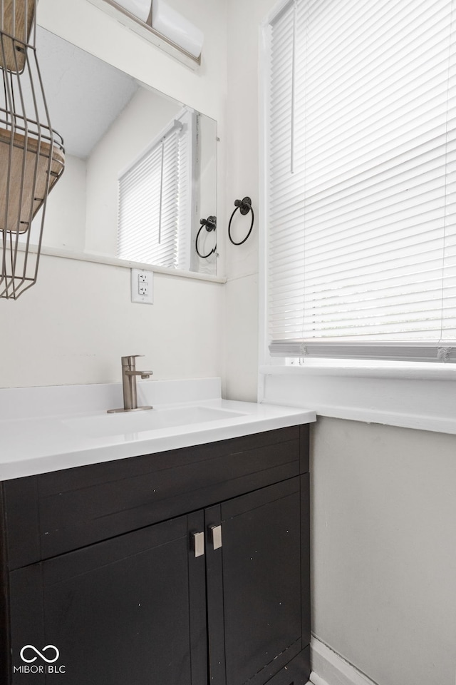 614 N Drexel Ave, Indianapolis, IN 46201 - bathroom with vanity