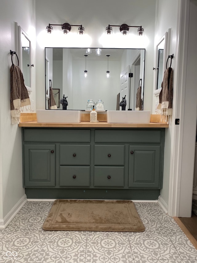 7195 W 700 N, Fairland, IN 46126 - bathroom with vanity