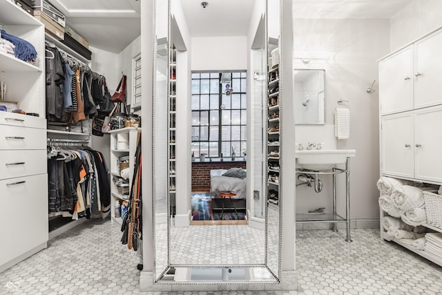 611 N Park Ave Unit 104, Indianapolis, IN 46204 - view of spacious closet