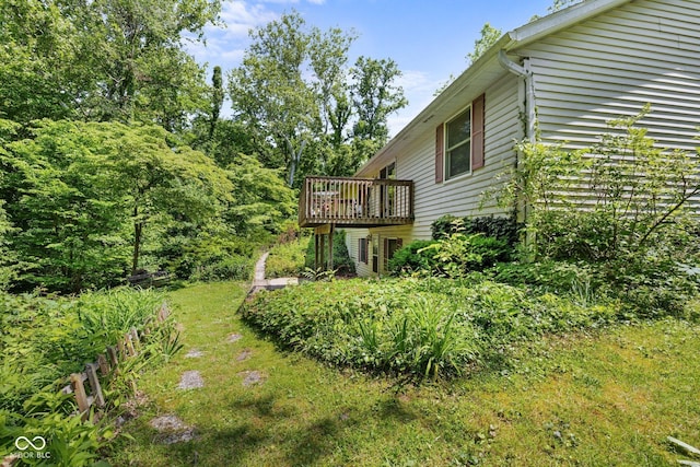 1350 Inverness Farms Rd, Martinsville, IN 46151 - view of yard with a wooden deck