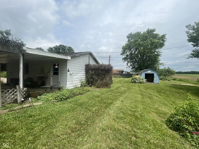 4363 Roosevelt Dr, Columbus, IN 47201 - view of green lawn