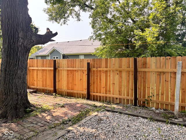 624 N Rural St, Indianapolis, IN 46201 - view of yard