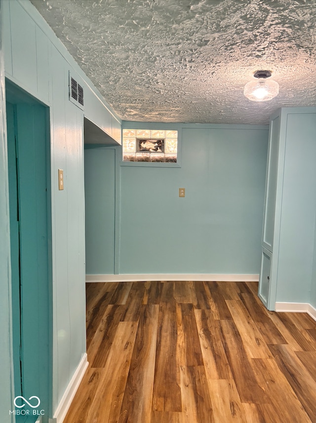 624 N Rural St, Indianapolis, IN 46201 - unfurnished room with wood finished floors and baseboards