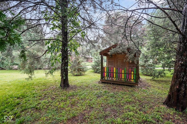 9378 N County Road 75 W, Lizton, IN 46149 - view of green lawn with an outbuilding