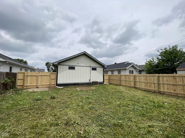 1429 Udell St, Indianapolis, IN 46208 - back of property with cooling unit