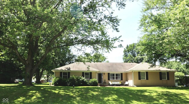 3119 W Burning Tree Rd, Crawfordsville, IN 47933 - photo 2