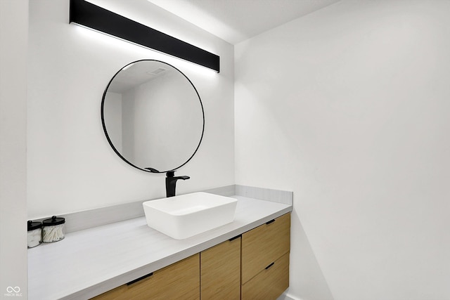 826 N Lanyard Dr, Cicero, IN 46034 - bathroom featuring vanity