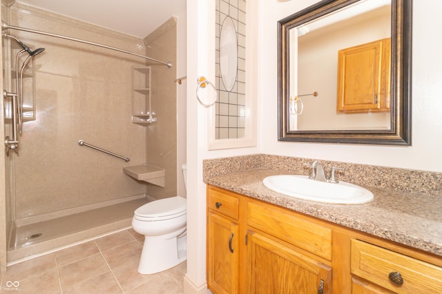 391 W 500 S, Anderson, IN 46013 - full bathroom featuring a shower, vanity, and tile patterned floors