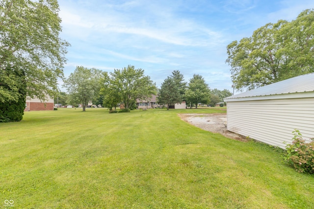 391 W 500 S, Anderson, IN 46013 - view of green lawn