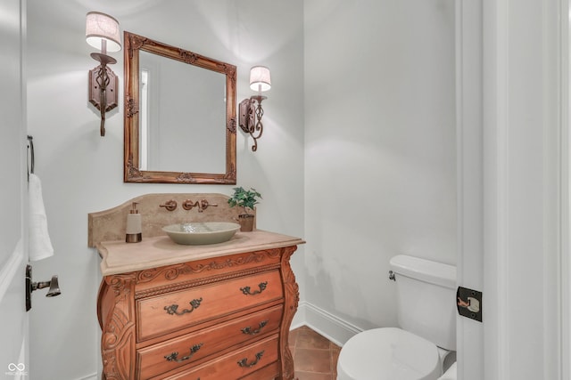 10471 Winghaven Dr, Noblesville, IN 46060 - half bath featuring vanity and tile patterned flooring