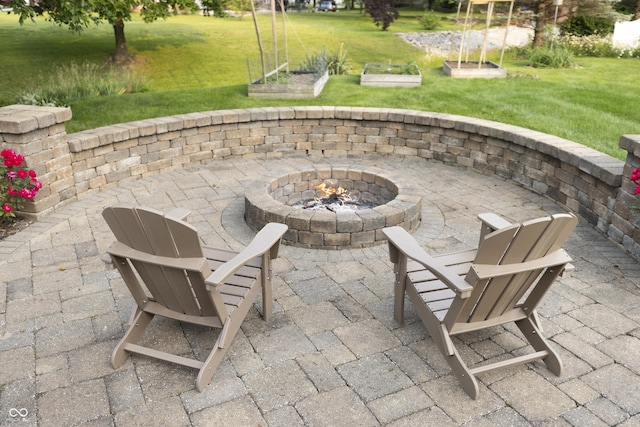 421 Kingsway Ct, Mooresville, IN 46158 - view of patio with an outdoor fire pit