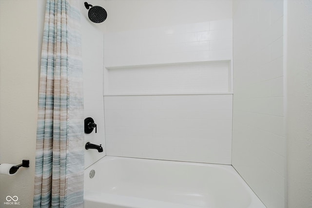1038 W 33rd St, Indianapolis, IN 46208 - bathroom with shower / bath combination with curtain