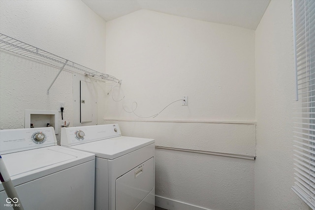 1038 W 33rd St, Indianapolis, IN 46208 - laundry room with washing machine and dryer and electric panel