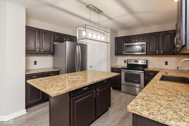 14446 Chapelwood Ln, Fishers, IN 46037 - photo 12