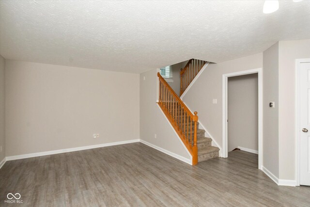 14446 Chapelwood Ln, Fishers, IN 46037 - photo 4