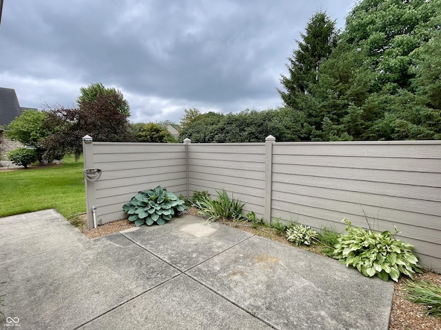 125 Bridgemor Ln, Mooresville, IN 46158 - view of patio