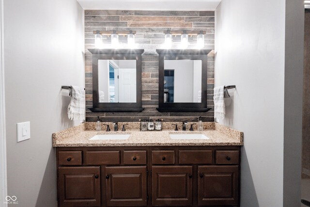 7686 Micawber Ct, Indianapolis, IN 46256 - full bathroom featuring double vanity