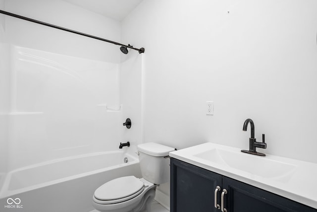 1717 Carrollton Ave, Indianapolis, IN 46202 - bathroom with vanity and  shower combination