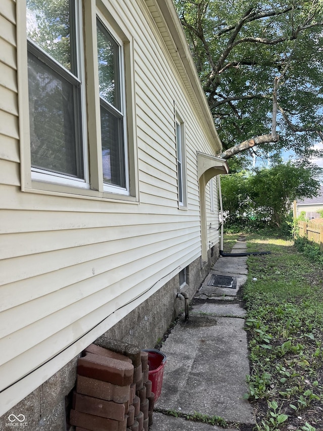 26 Oakwood Ave, North Vernon, IN 47265 - view of property exterior
