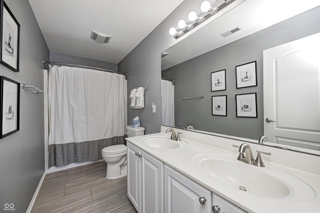10717 Windermere Blvd, Fishers, IN 46037 - bathroom featuring double vanity and curtained shower