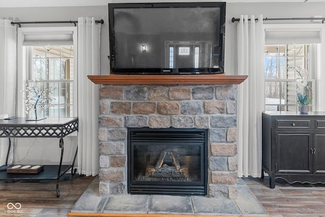 128 Walts Rd, Georgetown, IN 47122 - detailed view of wood finished floors and a glass covered fireplace