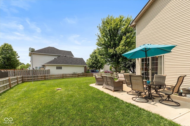 1159 Oak Leaf Rd, Franklin, IN 46131 - fenced backyard featuring a patio