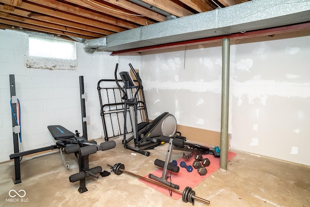 6180 Winnpeny Ln, Indianapolis, IN 46220 - view of exercise room