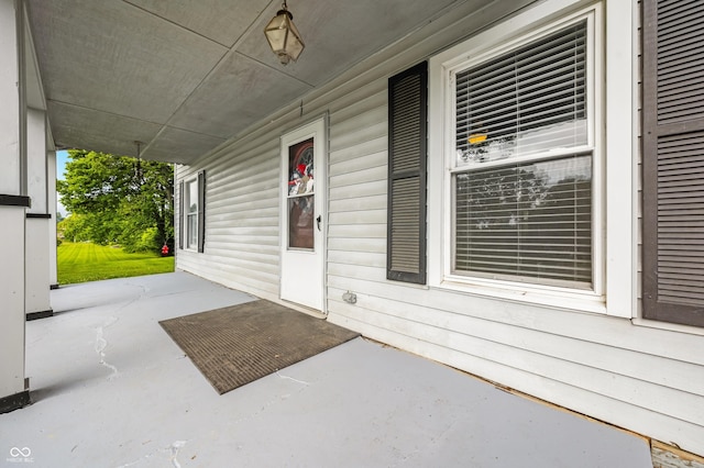 379 N Marion St, Morgantown, IN 46160 - view of covered porch