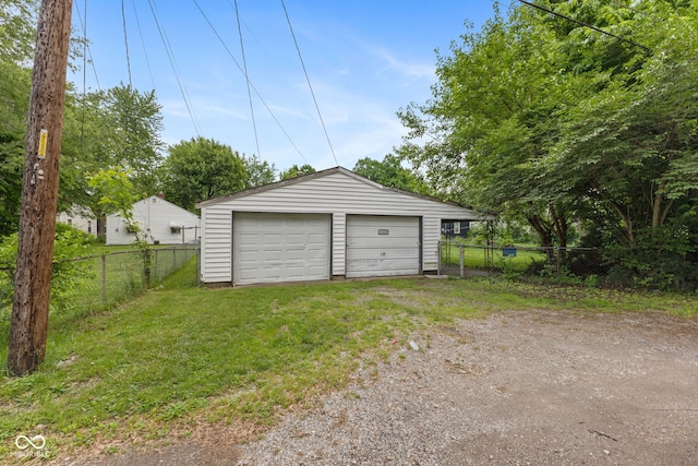 1116 N Berwick Ave, Indianapolis, IN 46222 - view of detached garage