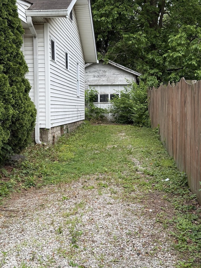 4931 Orion Ave, Indianapolis, IN 46201 - view of yard