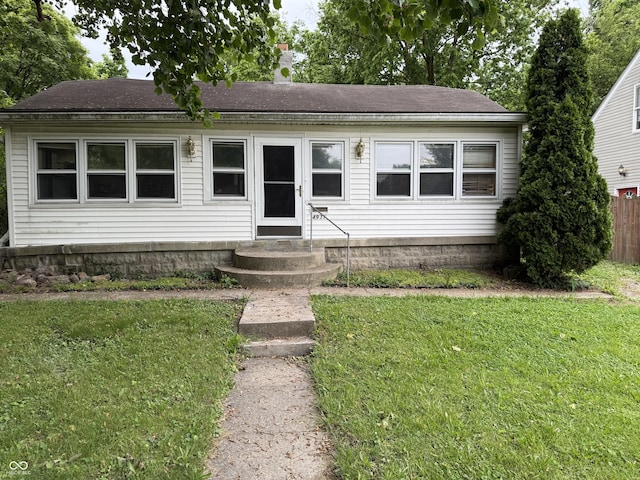 4931 Orion Ave, Indianapolis, IN 46201 - view of front facade with entry steps