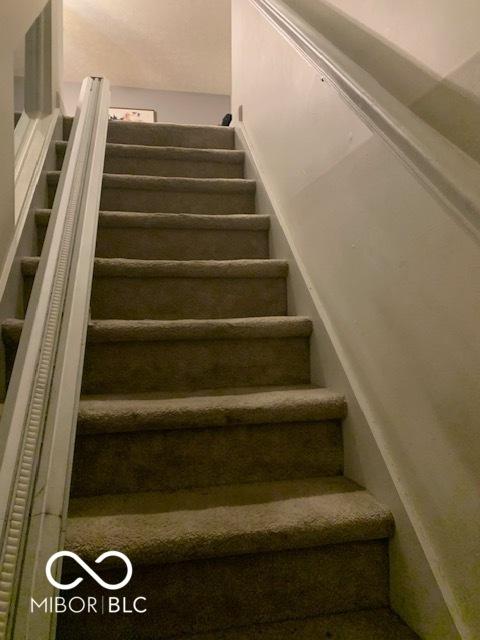 6730 NW Shanghai Cir, Indianapolis, IN 46268 - view of stairs
