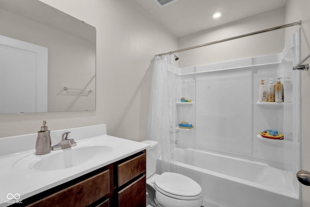 7171 E Rising Sun Cir S, Camby, IN 46113 - full bathroom with toilet, vanity, shower / tub combo with curtain, and recessed lighting