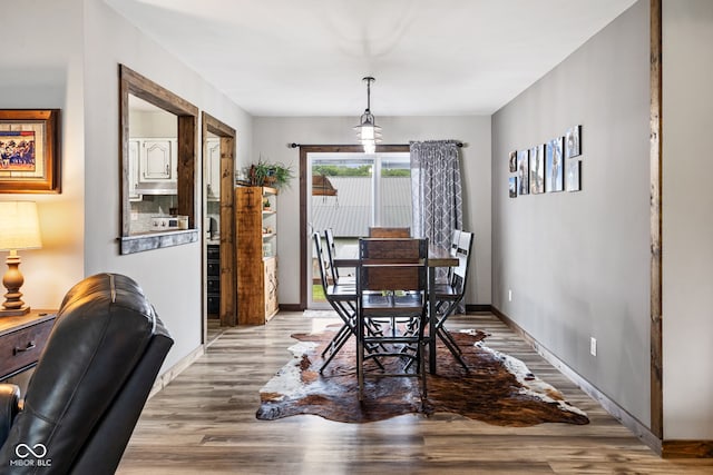 527 E 125 S, Williamsport, IN 47993 - dining area featuring wood finished floors and baseboards