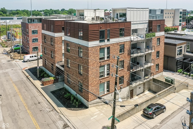 721 E N St Unit 2C, Indianapolis, IN 46202 - view of apartment building / complex