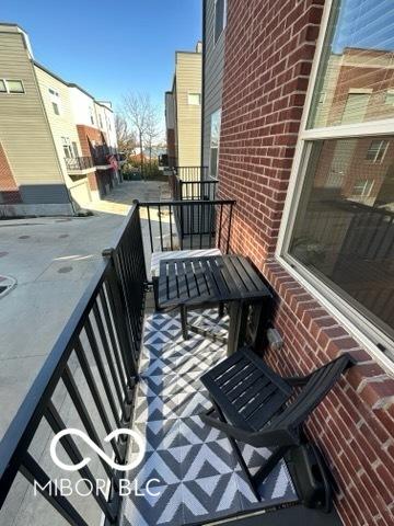 751 Switchyard Pl, Indianapolis, IN 46202 - view of balcony