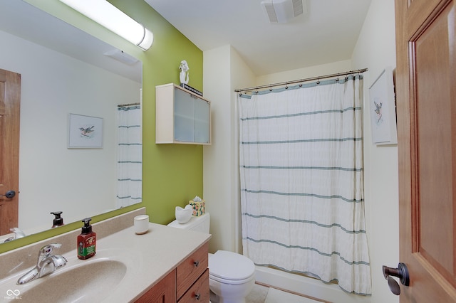 214 W Stoney Trl, Greenfield, IN 46140 - full bath with vanity and curtained shower