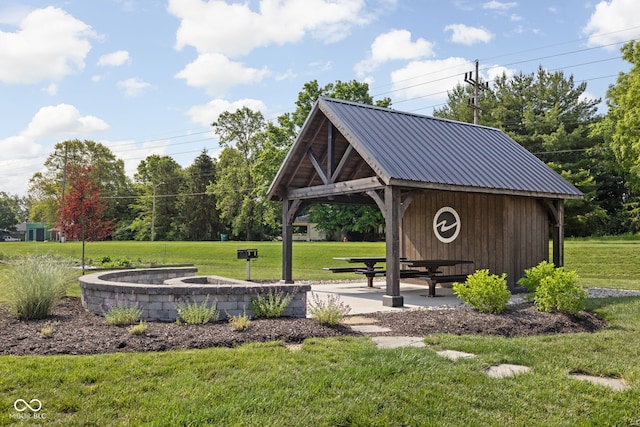 2892 Maricopa Blvd, Whitestown, IN 46075 - view of property's community featuring a lawn and a gazebo