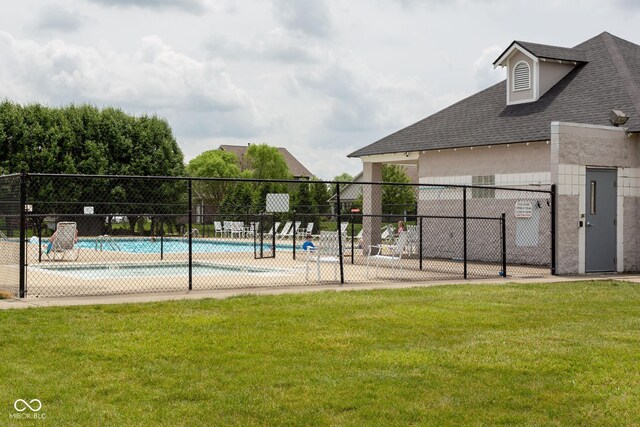 4353 W Parkway Ct, New Palestine, IN 46163 - view of community featuring a pool