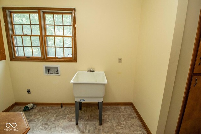 5530 Shawnee Trail S Drive, Indianapolis, IN 46220 - washroom with hookup for a washing machine and electric dryer hookup