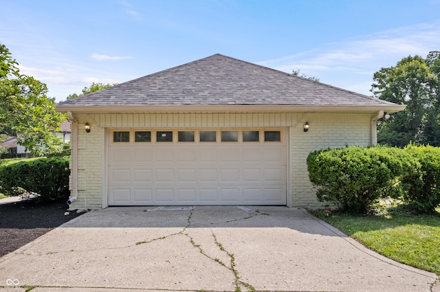 9205 Selkirk Ct, Indianapolis, IN 46260 - view of garage