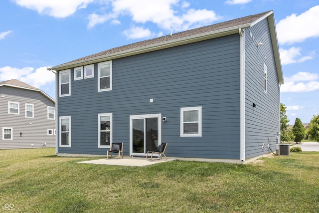 10112 Gallop Ln, Fishers, IN 46040 - rear view of property featuring a yard and a patio