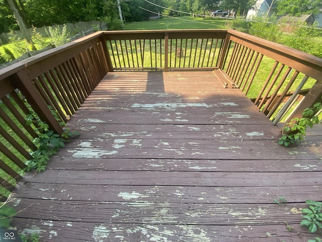 667 E Edgewood Ave, Indianapolis, IN 46227 - view of wooden terrace