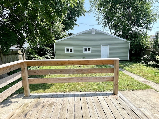 3835 N Kenwood Ave, Indianapolis, IN 46208 - view of wooden terrace