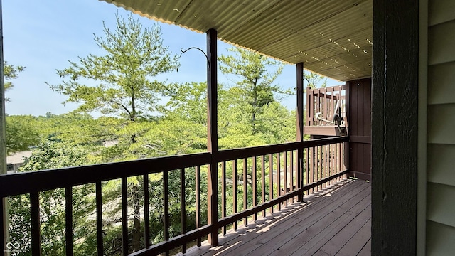 8176 Shorewalk Dr Unit C, Indianapolis, IN 46236 - view of wooden deck