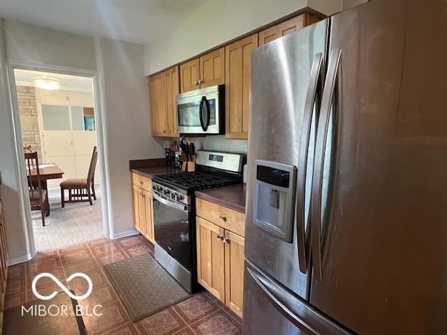 1802 Laurel Dr, Columbus, IN 47203 - photo 8
