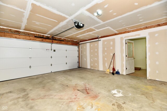 1252 Jasmine Dr, Greenfield, IN 46140 - photo 11
