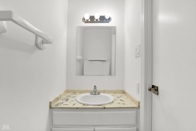 2642 Country Estates Dr, Indianapolis, IN 46227 - bathroom with vanity